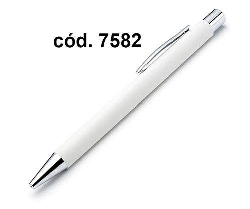 7582